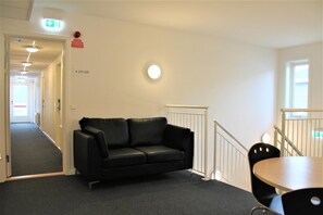 Smart TV 48 pulgadas con canales de televisión digitales