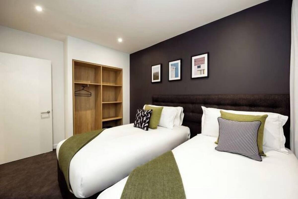 1 bedroom, minibar, soundproofing, iron/ironing board