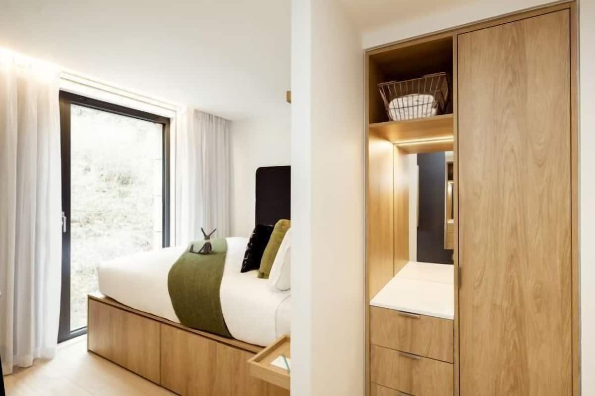 1 bedroom, minibar, soundproofing, iron/ironing board
