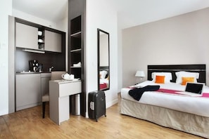 1 chambre, accès Internet, draps fournis