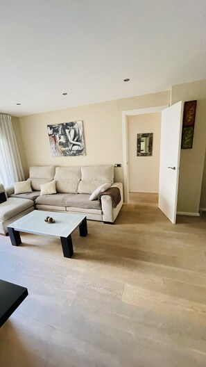 TV -  CIUTAT DE REUS, SALOU (Salou)