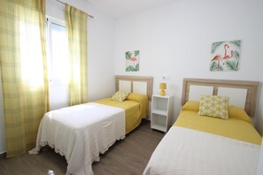 2 bedrooms, WiFi, bed sheets - Private Pool, beautiful and new holiday home casa Manteca in the surroundings of Conil (Conil de la Frontera)