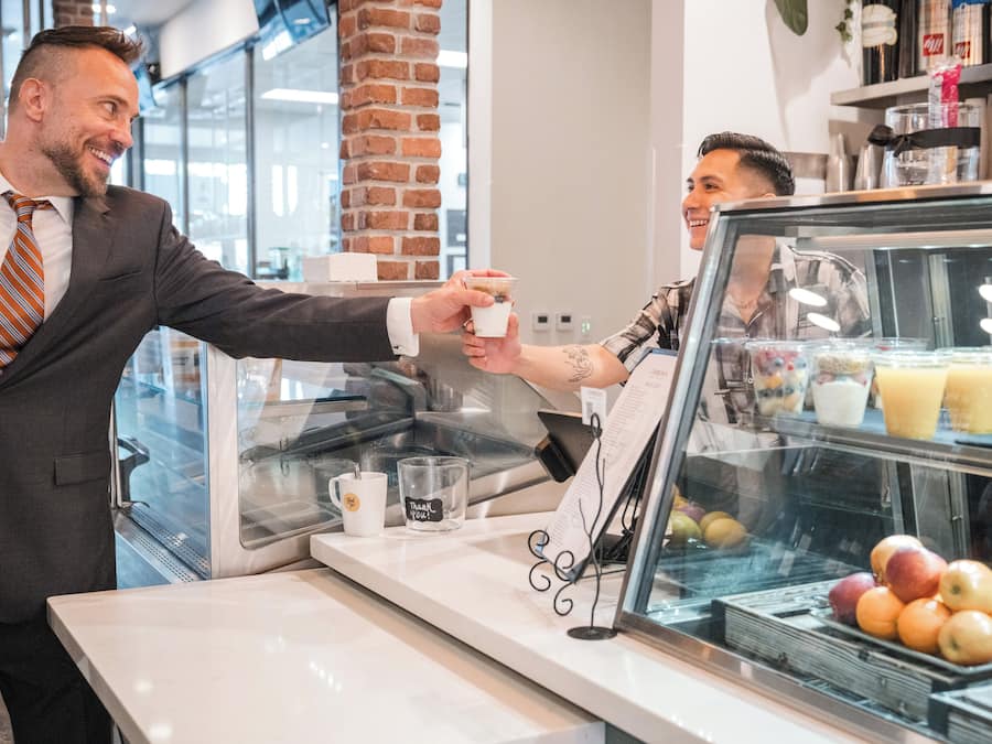 Desayuno con opciones de la cocina local (con cargo) los fines de semana