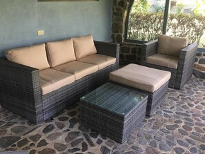 Deluxe bungalow, uitzicht op tuin | Terras