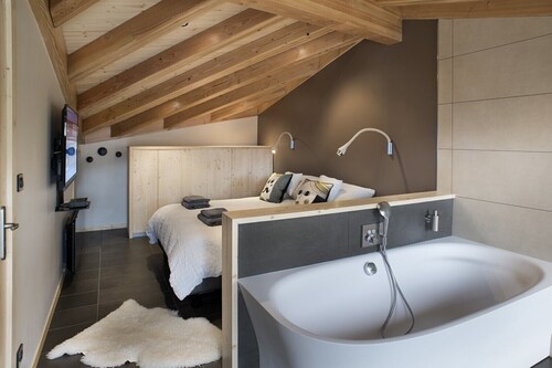 OVEN YOU SUITE PREMIUM BATH MOKA