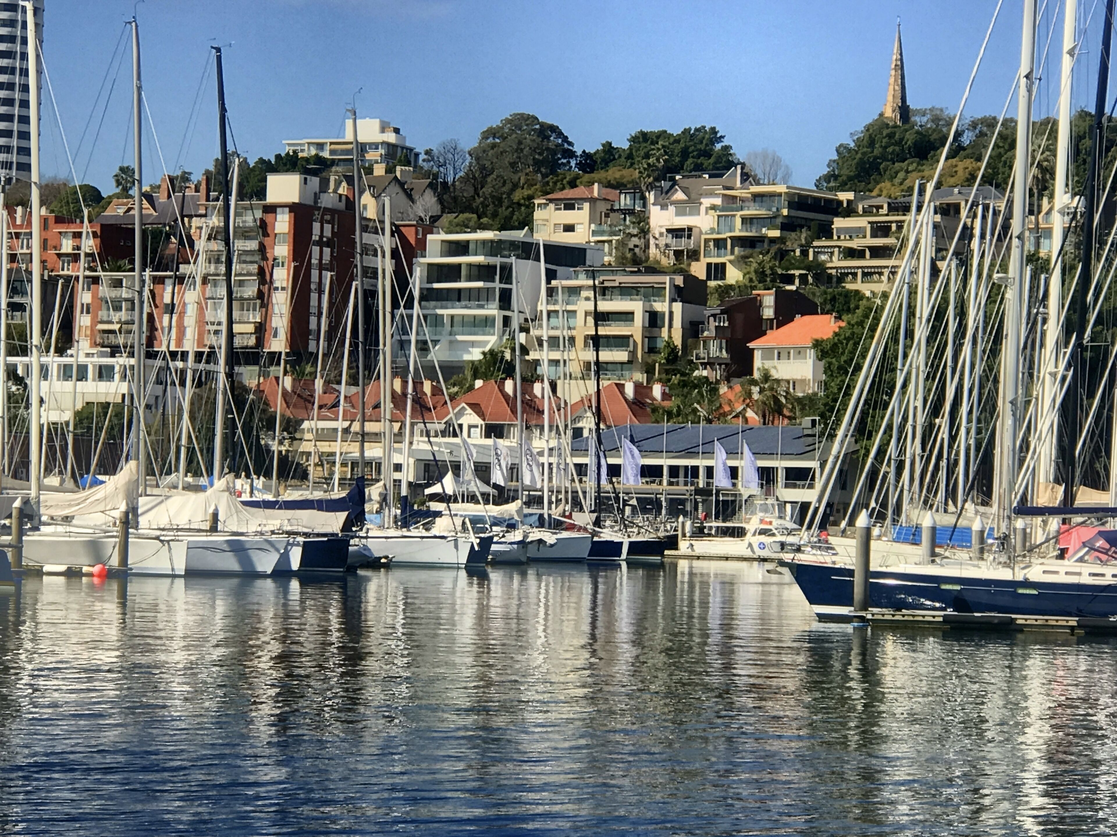 Luxury Harbour and City Skyline Views — image 25