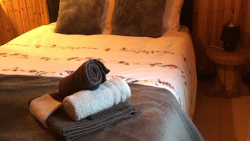 3 bedrooms, travel cot, WiFi, wheelchair access