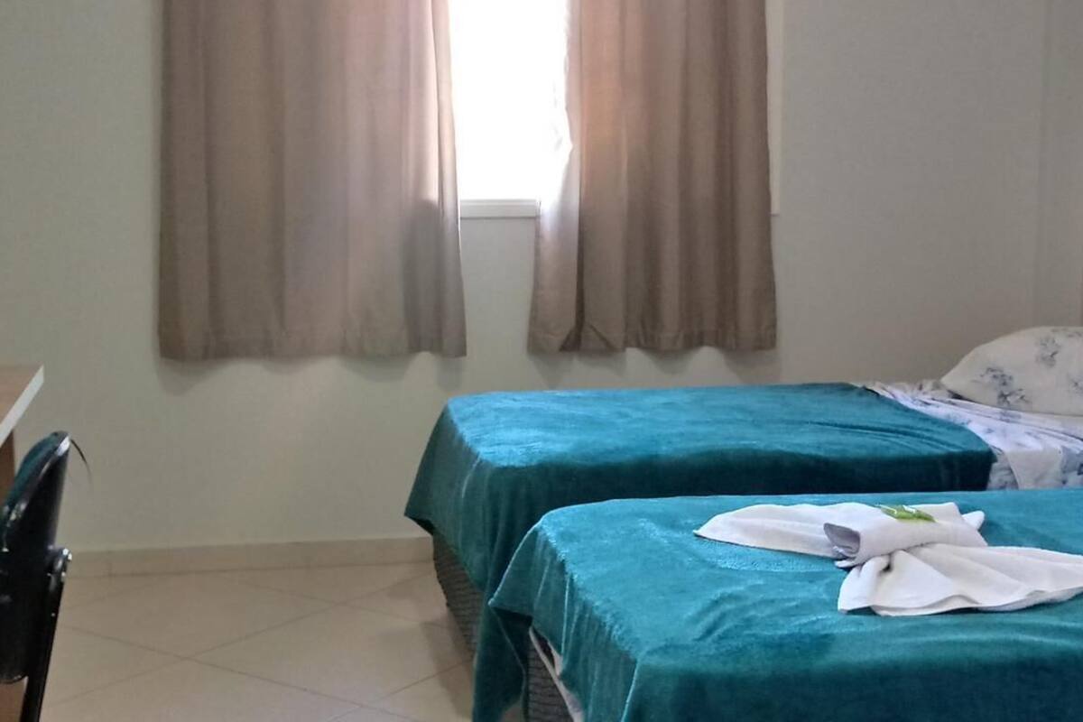 Wifi gratis y ropa de cama