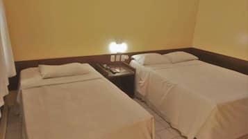 Luxury Triple Room | Minibar, free WiFi, bed sheets