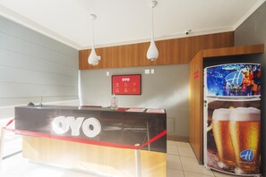 Quầy tiếp tân
