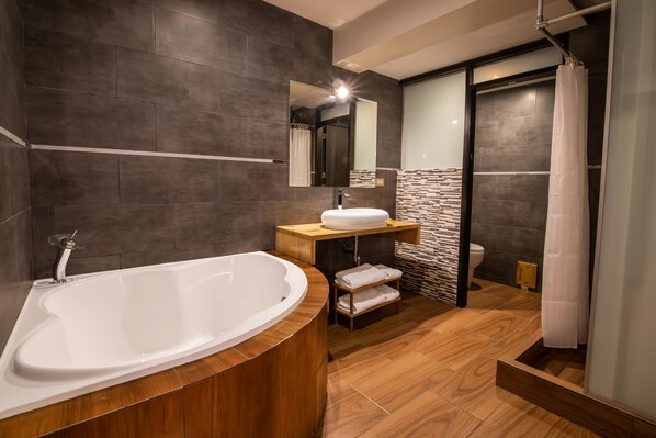 Buồng tắm vòi sen, khăn tắm 