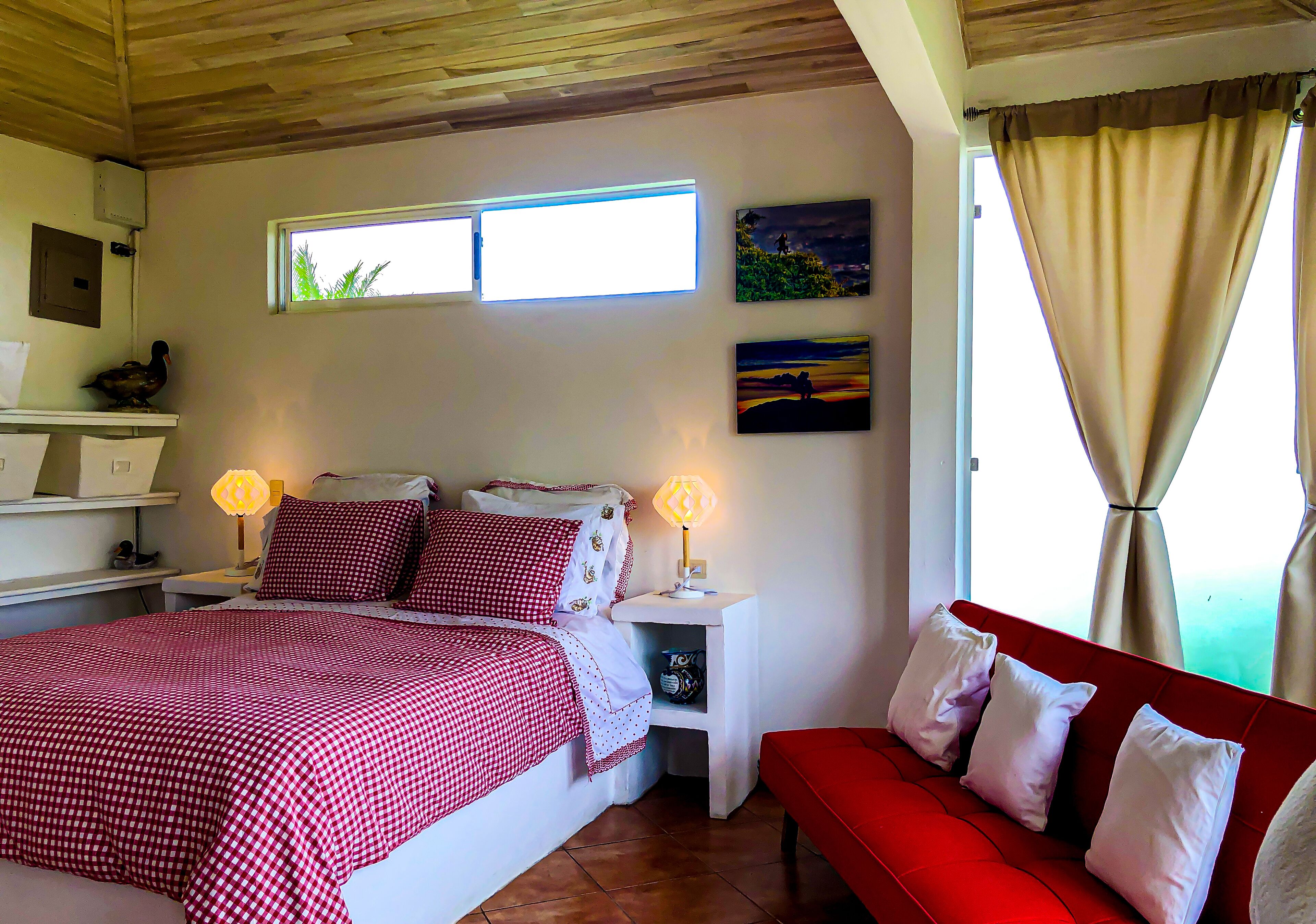 1 bedroom, in-room safe, desk, iron/ironing board