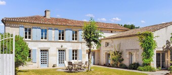 4 bedroom amazing home in Champmillon