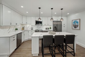 Fridge, microwave, oven, stovetop - Newly Renovated Garden View 2 bed, 2 bath at Sanibel Moorings #341 (Sanibel)