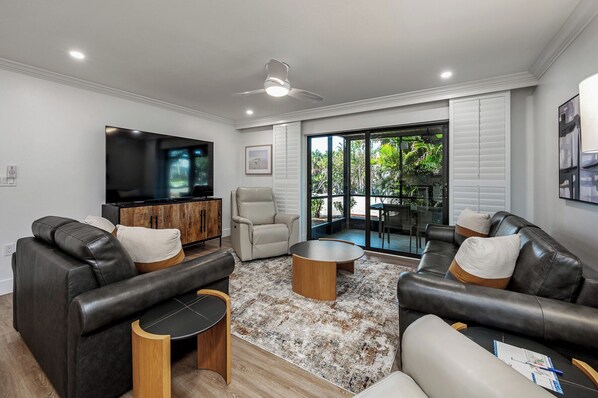 TV, DVD player - Newly Renovated Garden View 2 bed, 2 bath at Sanibel Moorings #341 (Sanibel)