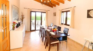 Dining - Can Olivaret 419 fantastic finca with private pool, terrace, barbecue and WiFi (Campos)