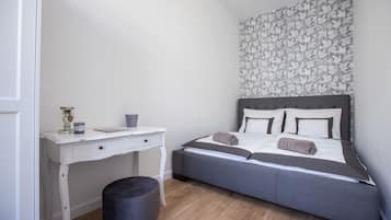 1 bedroom, iron/ironing board, WiFi, bed sheets