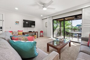 TV, DVD player - Tropical Garden View 2 bed, 2 bath at Sanibel Moorings #822 (Sanibel)