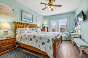 2 bedrooms, desk, iron/ironing board, free WiFi - SP202S - Sea Grace by First Flight Rentals (Kill Devil Hills)