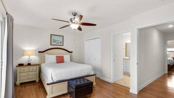 2 bedrooms, desk, iron/ironing board, free WiFi