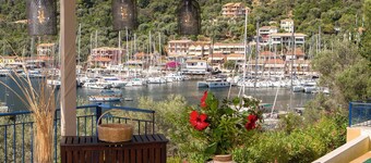 Villa Sivota, Exclusive sea front Villa with 99" Underground Cinema
