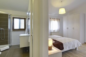 4 soveværelser, skrivebord, gratis Wi-Fi, sengetøj