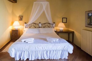 2 間睡房、床單