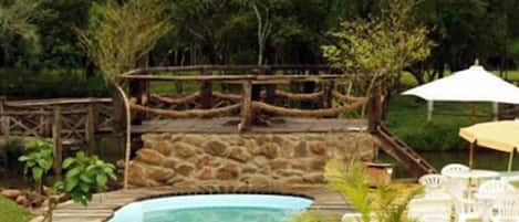 Piscine extérieure
