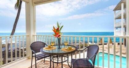 Real Oceanfront in Kona Walk 2 - Strand & Stadt - New Remodel - AC in ruhiger Lage