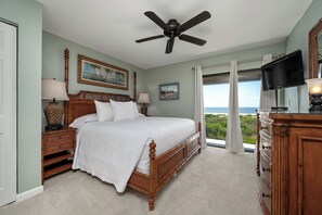 3 bedrooms, iron/ironing board, free WiFi, bed sheets - Gorgeous Beachfront 3 bed, 2 bath at Sanibel Moorings #712 (Sanibel)