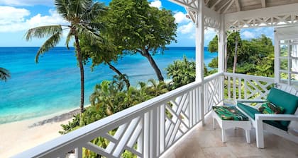 Beachfront Bliss with Plunge Pool - Seashells