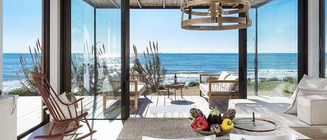 リビング エリア