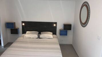 1 chambre, fer et planche Ă repasser, lit parapluie, Wi-Fi gratuit