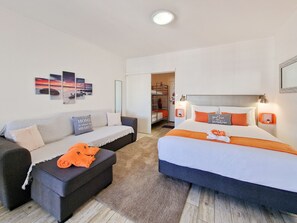 1 bedroom, iron/ironing board, free WiFi, bed sheets