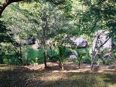 黑石旅馆
