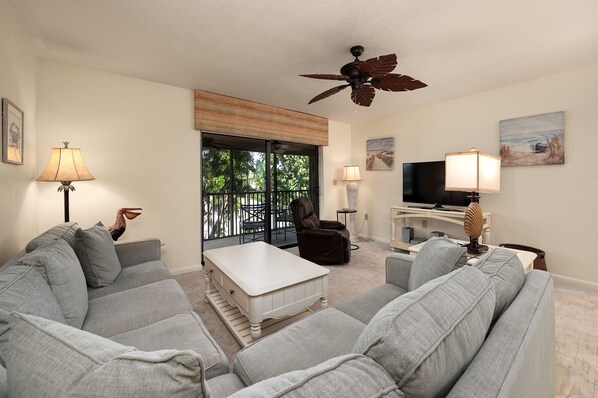 TV, DVD player - Tropical Garden View 2 bed, 2 bath at Sanibel Moorings #632 (Sanibel)