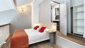 Unclassified image, 5 of 17, button - Residence Odalys Clos de la Chartreuse *** - 2 rooms 2/4 persons (AIX EN PROVENCE)
