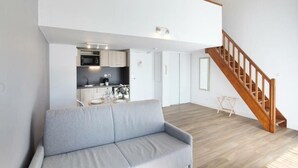Unclassified image, 4 of 17, button - Residence Odalys Clos de la Chartreuse *** - 2 rooms 2/4 persons (AIX EN PROVENCE)