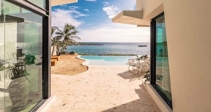 Stunning Caribbean View with Entrance to Yal-ku Lagoon Akumal
