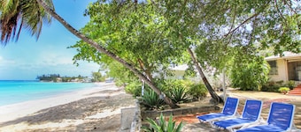 Oceanfront Classic 3-bed House - Whitecaps