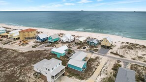 Accommodatie ligt op het strand