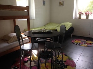 Family Room (2 adult, 2 children,max 12y) | Free WiFi, bed sheets