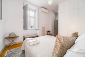 3 chambres, fer et planche Ă repasser, Wi-Fi gratuit, draps fournis