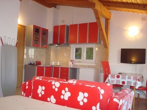 Interior - Studio apartment in Tribunj with Seaview, Balcony, Air condition, WIFI (68-1) (Tribunj)