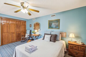 3 habitaciones, tabla de planchar con plancha y wifi gratis 