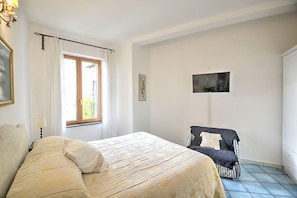 1 chambre, accès au Wi-Fi (inclus), literie fournie