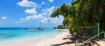 ネルソンゲイ - パラディアンスタイルビーチフロントリトリート