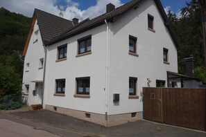 Exterior - Holiday home Rurperle in the national park Eifel (Brück)