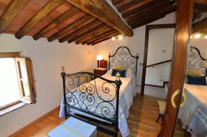 5 bedrooms, iron/ironing board, travel crib, free WiFi