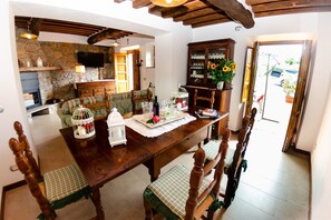 تناول الطعام